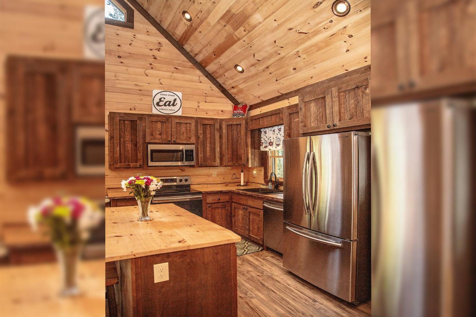 Adore The Smores Rustic Mountain Charm Outdoor Spaces And A Cozy Hot Tub Блу Ридж Екстериор снимка