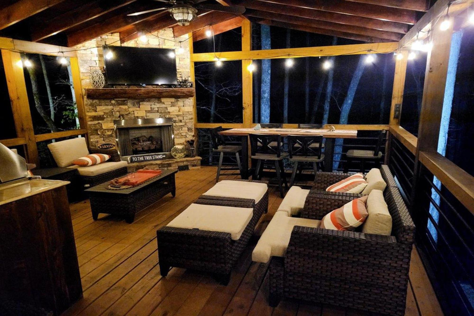 Adore The Smores Rustic Mountain Charm Outdoor Spaces And A Cozy Hot Tub Блу Ридж Екстериор снимка